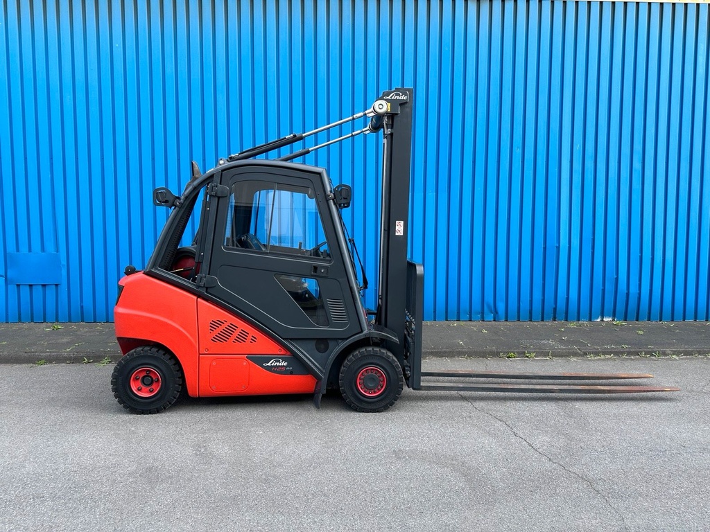 Linde H25T-02 Triplex 6468