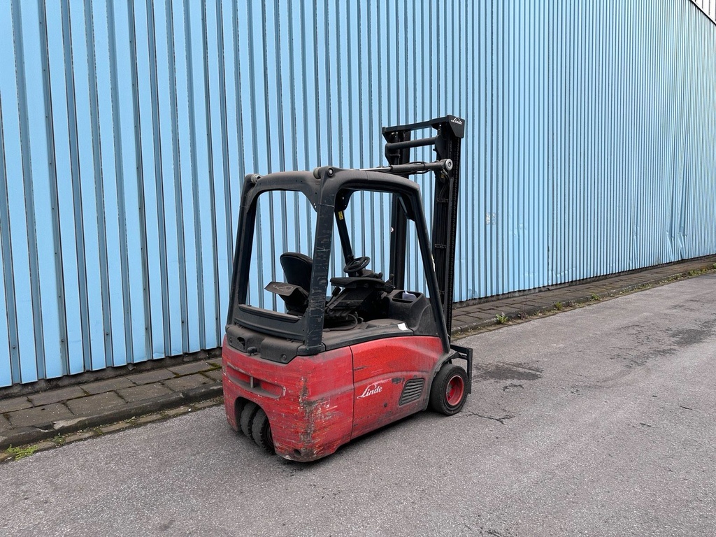 Linde E18 Standard 3850mm Seitenscheiber Batterie 20185